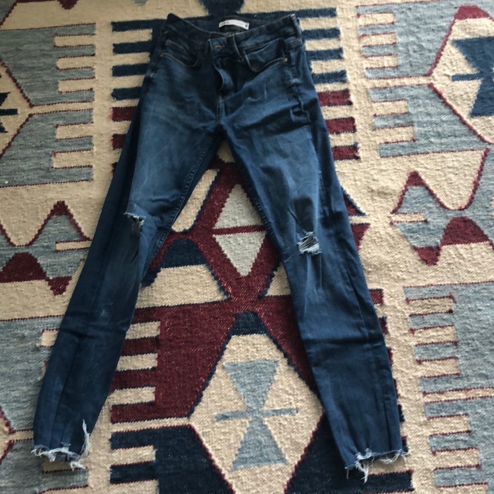 Zara jeans ripped